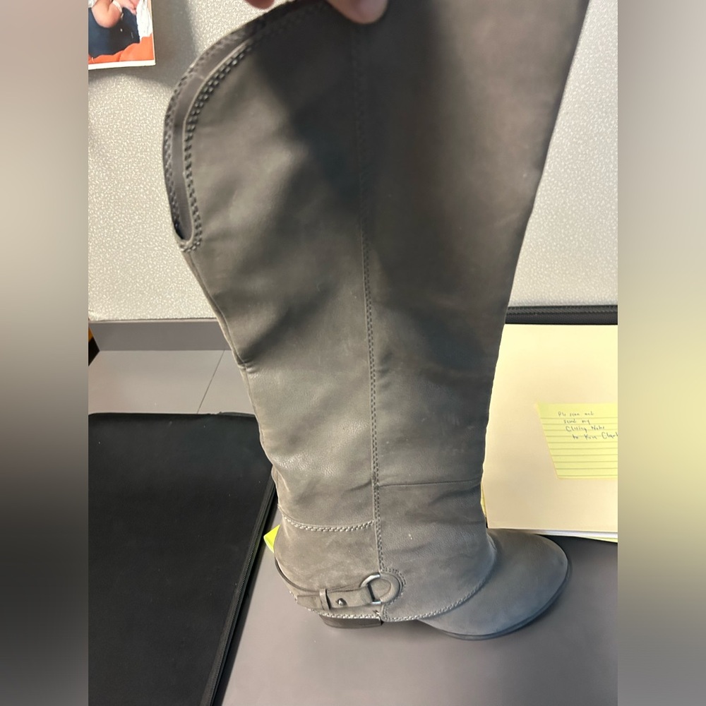 Fergalicious size 7.5 boots